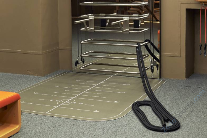 Многофункциональный комплекс с зеркальной стенкой и элементами из нержавеющей стали Desire Prime Vision